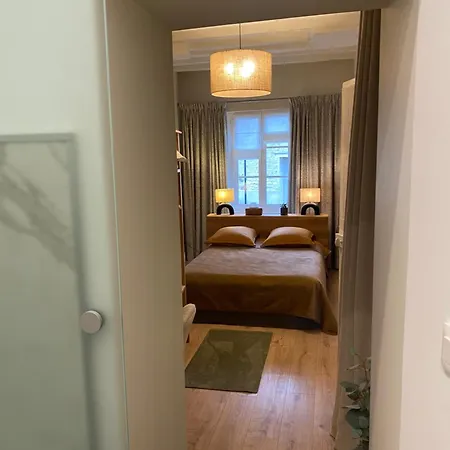 Les Hortensias Bed & Breakfast Canly