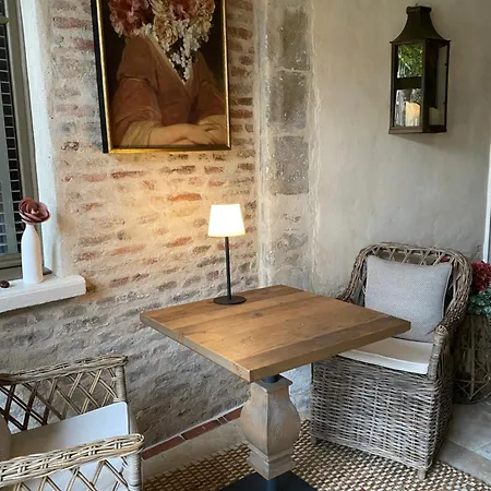 Bed & Breakfast Les Hortensias Canly